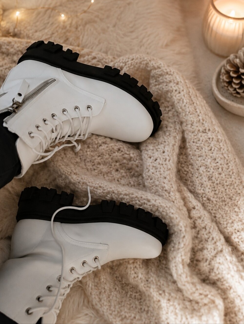 Just In 🖤 Valeska Military White boots - Picture 3 of 8